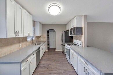 545 S Solomon, Mesa, AZ 85204 - photo 5