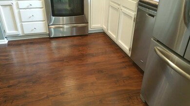Wood laminate flooring