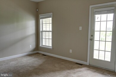 9710 Scentless Rose Way, Laurel, MD 20723 - photo 4