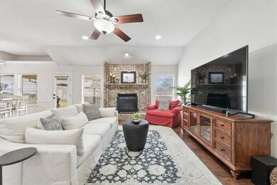 1008 Carousel Dr, Bedford, TX 76021 - photo 7