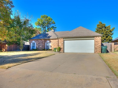 4313 Lyrewood Ln, Norman, OK 73072 - photo 3
