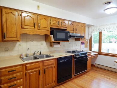 8550 Elm Valley Rd, Three Oaks, MI 49128 - photo 7