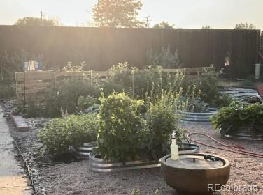 471 Iola St, Aurora, CO 80010 - photo 5