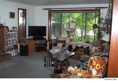 2028 SE Crystal Cir, Corvallis, OR 97333 - photo 3