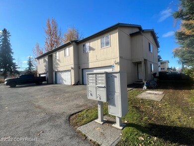 3500 E 42nd