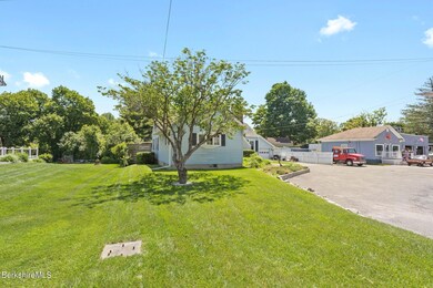 577 W Housatonic St, Pittsfield, MA 01201 - photo 7