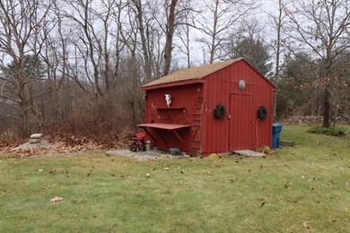 4 Hemlock St, Douglas, MA 01516 - photo 7