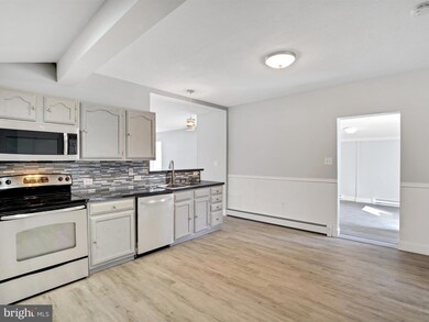 21 W Adamsdale Rd, Schuylkill Haven, PA 17972 - photo 7