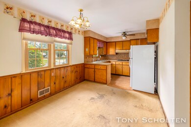 1491 Southlawn Dr - 13