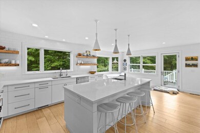 886 Beaver Creek Rd, Shelburne, VT 05482 - photo 4