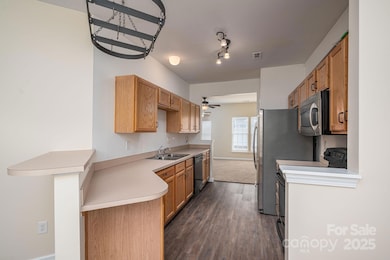 7937 Mariners Pointe Cir, Denver, NC 28037 - photo 6