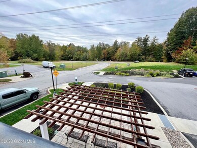 21 Whistler Ct unit 202, Saratoga Springs, NY 12866 - photo 4