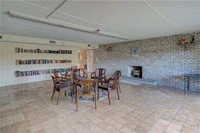 650 E Greenwich Ave unit 304, West Warwick, RI 02893 - photo 6