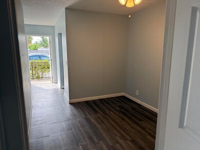 927 S G St unit 10, Lake Worth, FL 33460 - photo 5