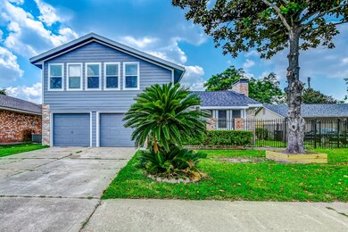 10503 Kirklane Dr, Houston, TX 77089 - photo 2