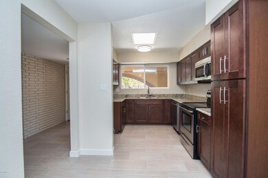 full on kitchen