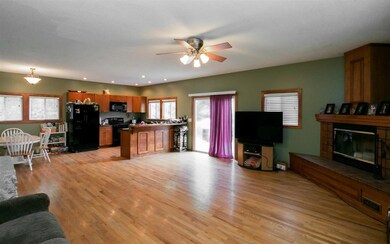 474 Roberts Ferry Rd, Tiffin, IA 52340 - photo 4