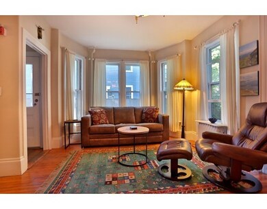 8 Parsons St, Newburyport, MA 01950 - photo 4