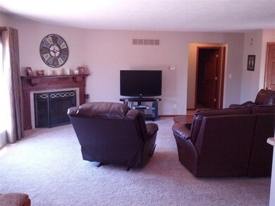 387 Sara Ln, La Porte, IN 46350 - photo 5