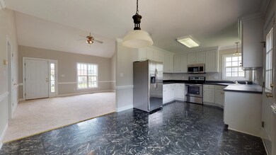 677 Ashley Meadows Dr, Winterville, NC 28590 - photo 6