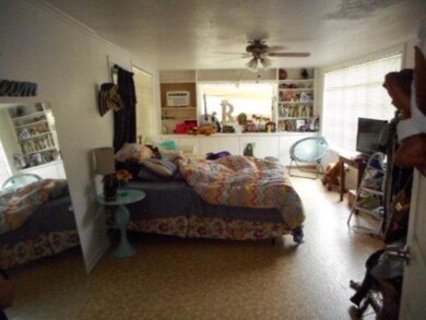 604 W 4th St, Weslaco, TX 78596 - photo 5