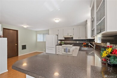 10707 13th Ave W, Everett, WA 98204 - photo 3