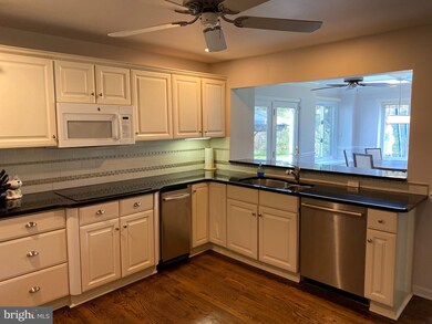 2 E Glen Cir, Media, PA 19063 - photo 2