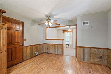 115 SW 19th St, Oak Grove, MO 64075 - photo 5