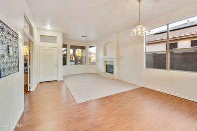 Family room/Dining room