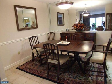 11 Oak Knoll Dr unit 11, Berwyn, PA 19312 - photo 5