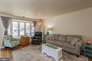 4605 Chandler Dr, Brookhaven, PA 19015 - photo 7