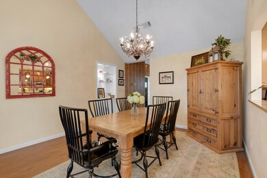 826FairwayLakesDr_20160714_025