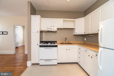 68 S Main St unit 2F, Doylestown, PA 18901 - photo 6