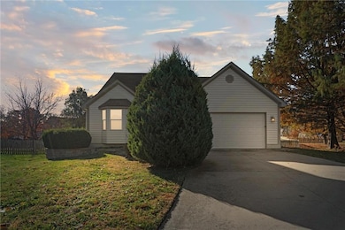 741 SW Windsong Cir, Lees Summit, MO 64082 - photo 2