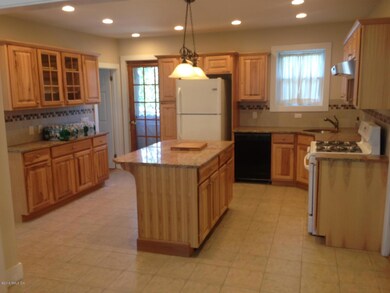 59 Valley Rd unit A, Cos Cob, CT 06807 - photo 6