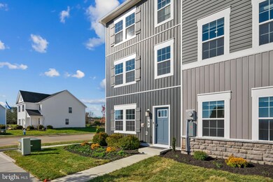 391 Eclipse St, Charles Town, WV 25414 - photo 2