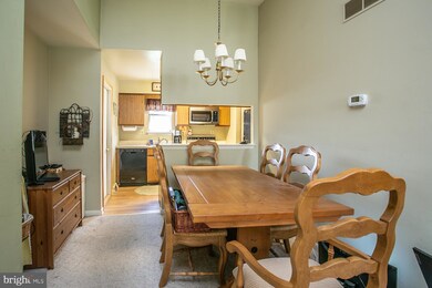 1301 Fairbourne Ct, Lansdale, PA 19446 - photo 5