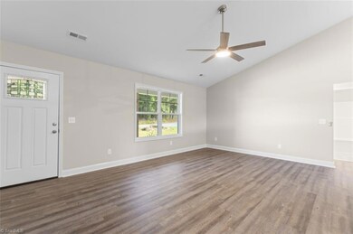 6009 Zoo Pkwy, Asheboro, NC 27205 - photo 5