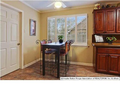 Kitchen Breakfast Nook!