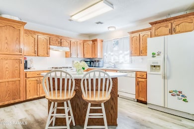 7-web-or-mls-304 E C Street-5
