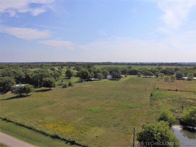 2455 N 186 Rd, Mounds, OK 74047 - photo 2