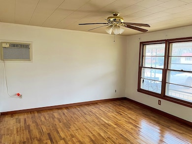 45 Highway 140 W, Paris, TN 38242 - photo 3