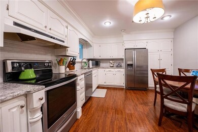 511 N 3rd St, Emmaus, PA 18049 - photo 6