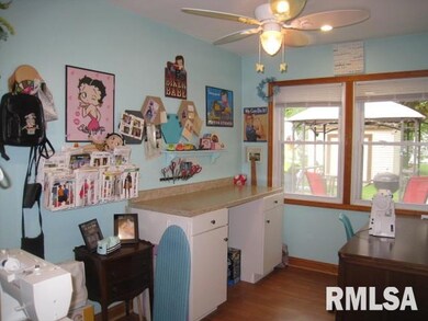 3003 W 71st St, Davenport, IA 52806 - photo 6