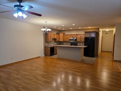 703 Cherokee Path, Lake Mills, WI 53551 - photo 3