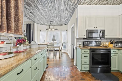 1291 Carson Rd W, Mobile, AL 36695 - photo 4