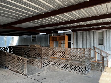 7687 NW Hwy 11, Randolph, TX 75475 - photo 2