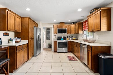 497 Lloyd Dr, Grants Pass, OR 97526 - photo 6