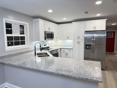 132 Pear Tree Cir, Hopkins, SC 29061 - photo 3