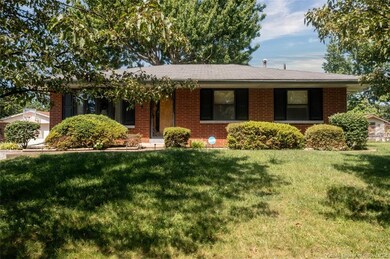 2713 Navajo Dr, New Albany, IN 47150 - photo 2